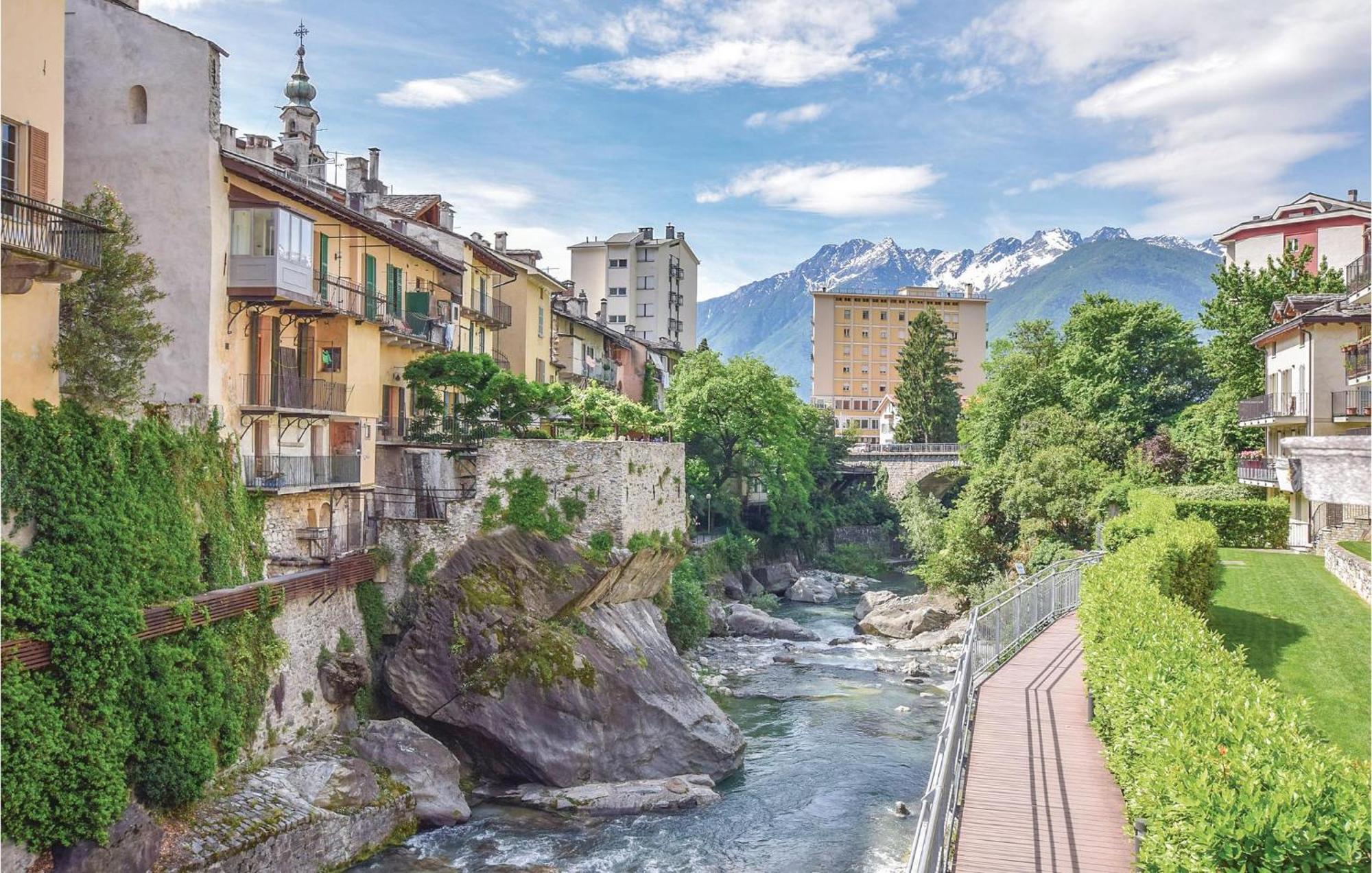 Casa Capestalozzi Apartment Chiavenna Ngoại thất bức ảnh